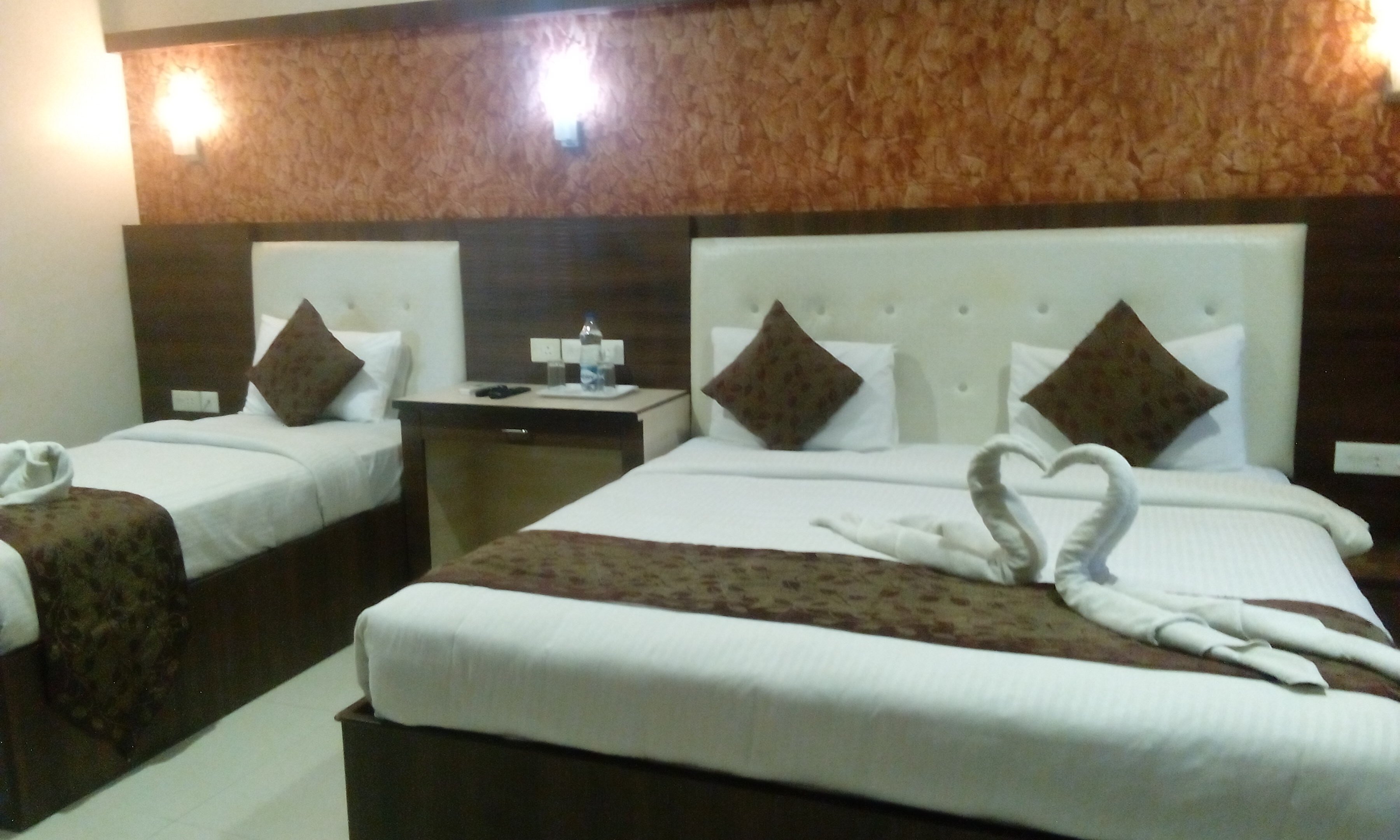 Sri Murugan Residency-官方