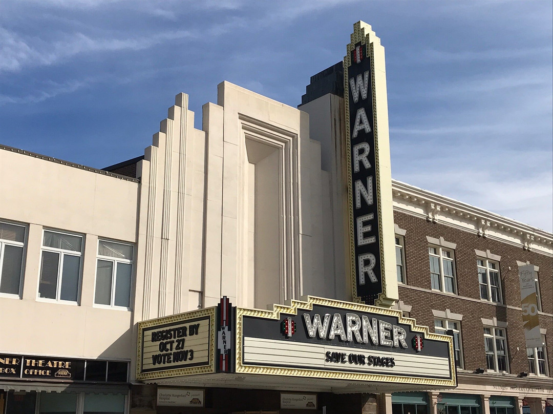 Warner Theater-托灵顿必去景点