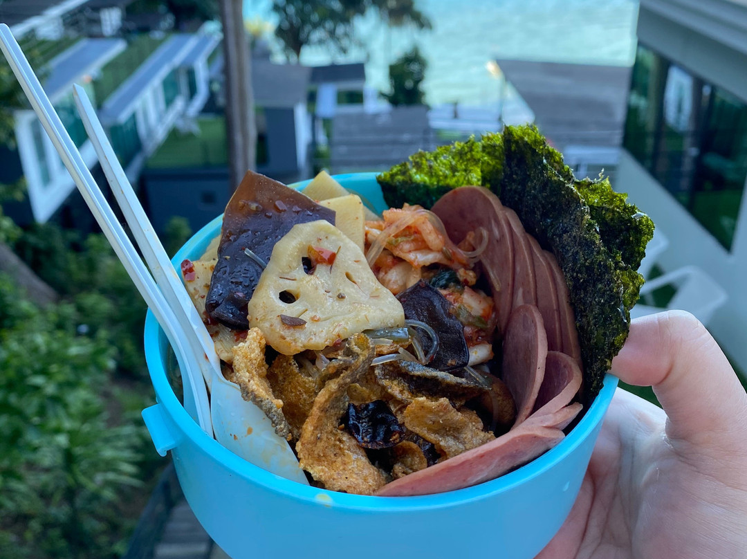 阿鲁南度假村主图