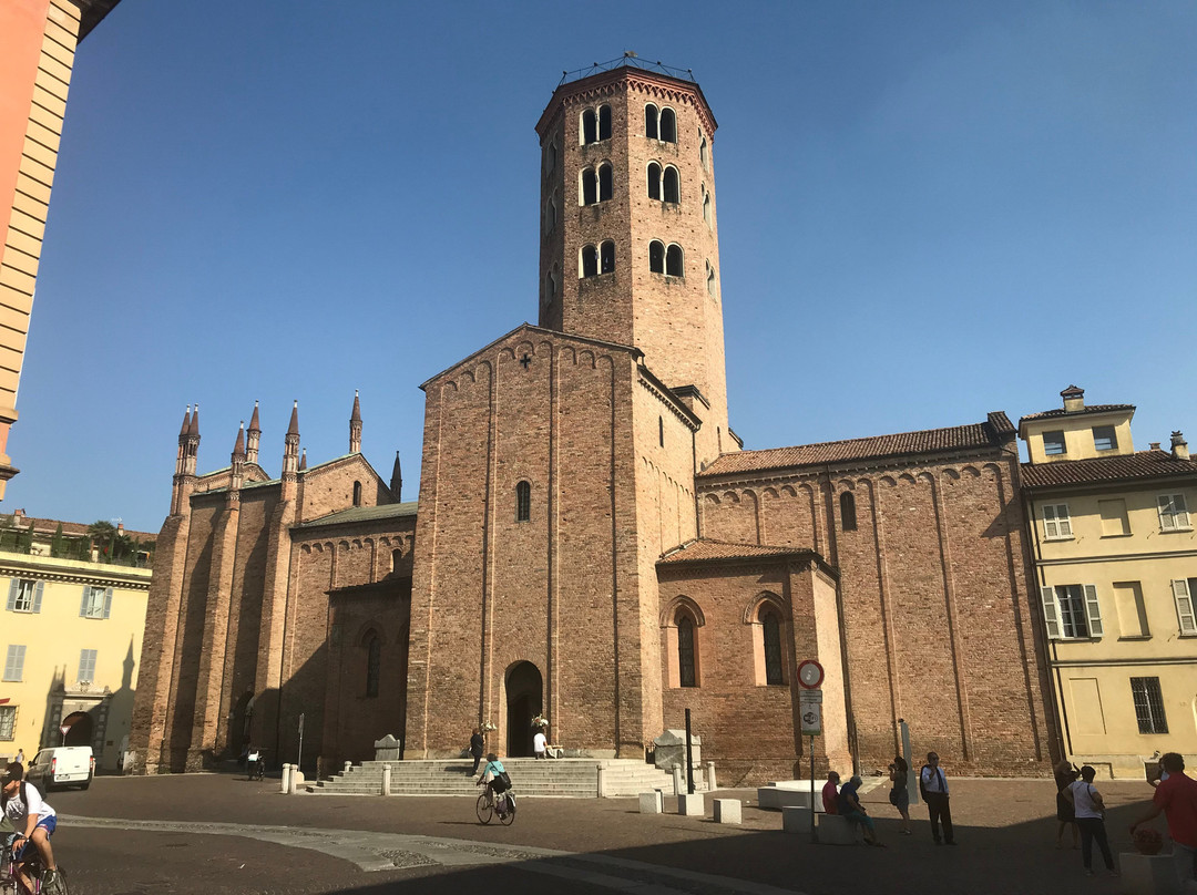 Basilica di Sant'Antonino-皮亚琴察必去景点