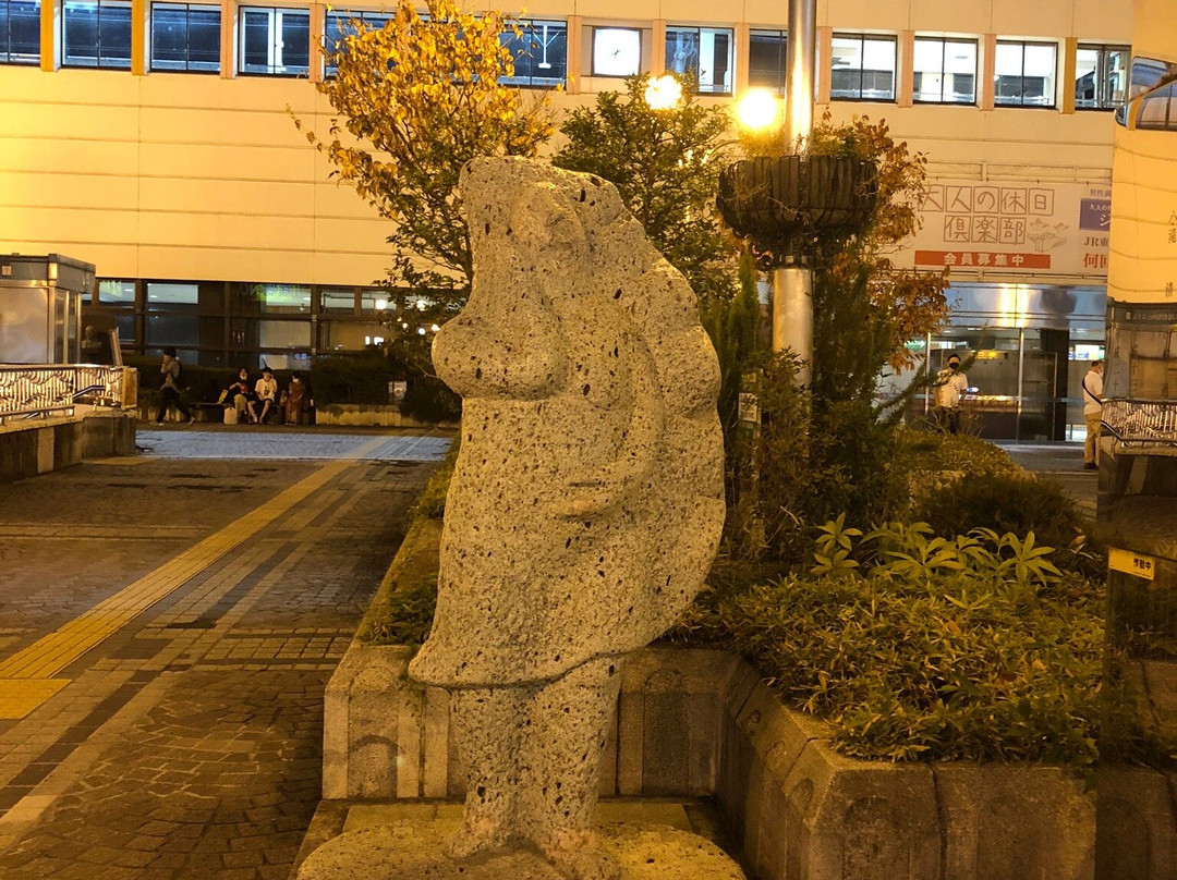 Gyoza Dumpling Statue-宇都宫市必去景点