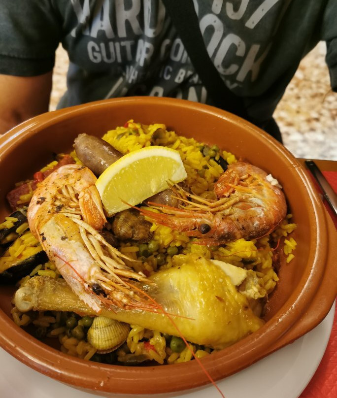 Logis Hôtel Ur Hegian主图