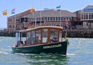 Emerald Lady Boat Rides景点图片