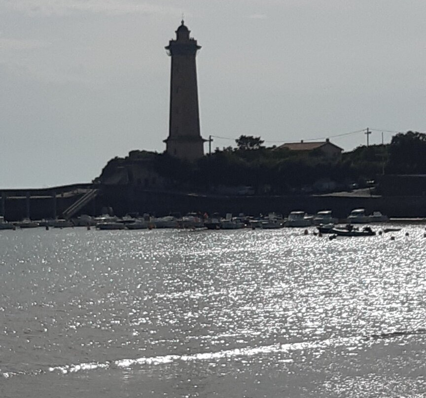 Phare de Vallières景点图片