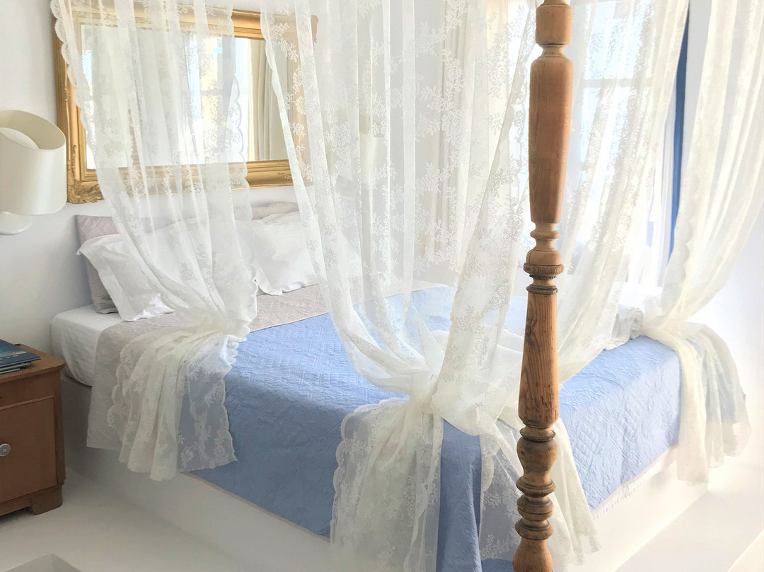 Big Blue Apartments主图