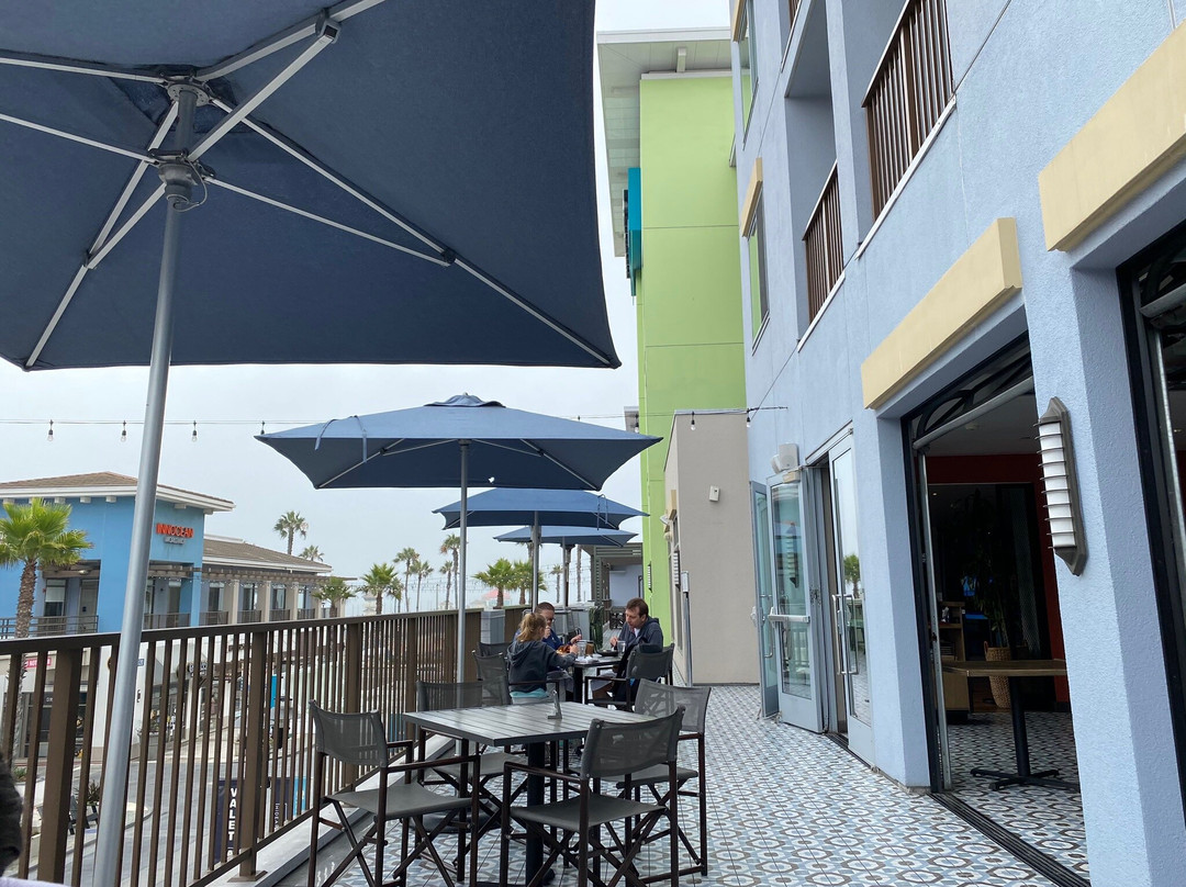 Main Street Huntington Beach-亨廷顿海滩必去景点