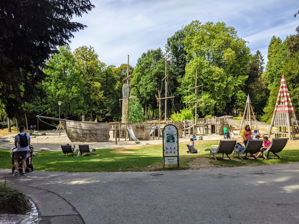 Playground Avenue Monterey - Pirate Ship-卢森堡城必去景点