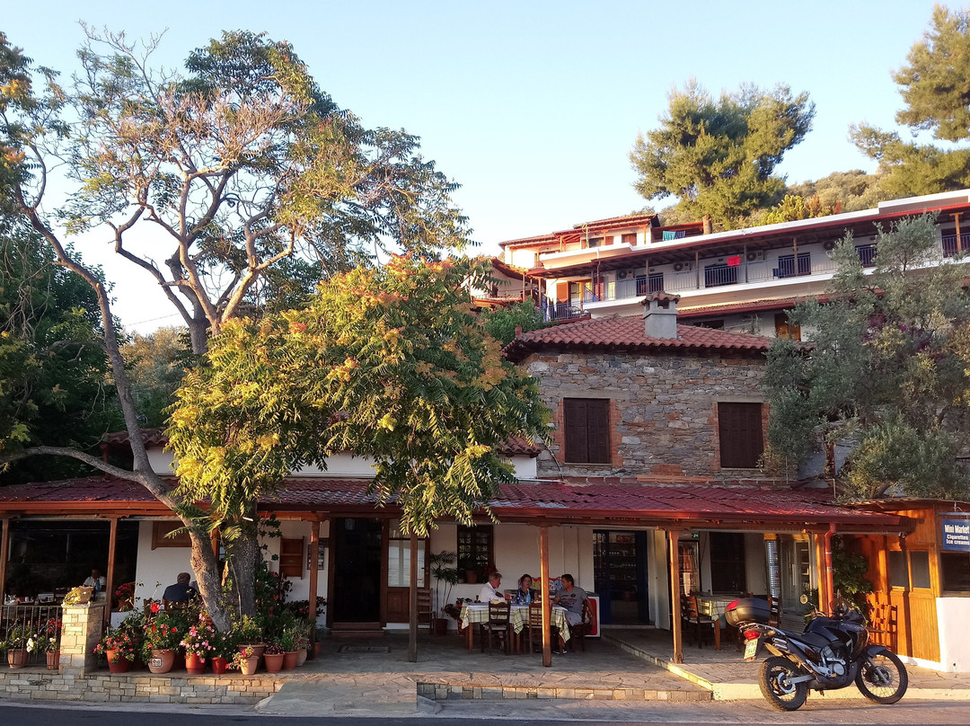 Marianthi Apartments主图