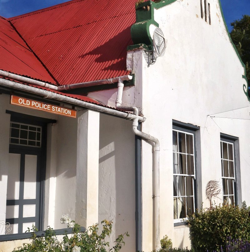 Over the Mountain Guest Farm主图