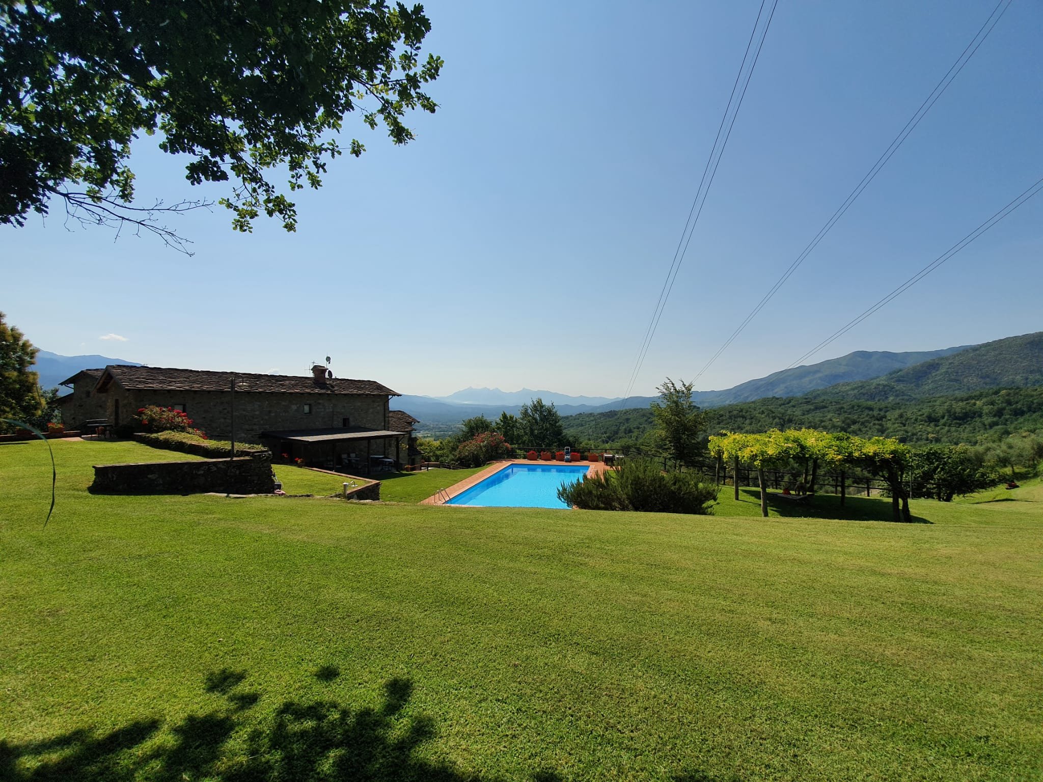 Azienda Agrituristica Costa d'Orsola-泳池