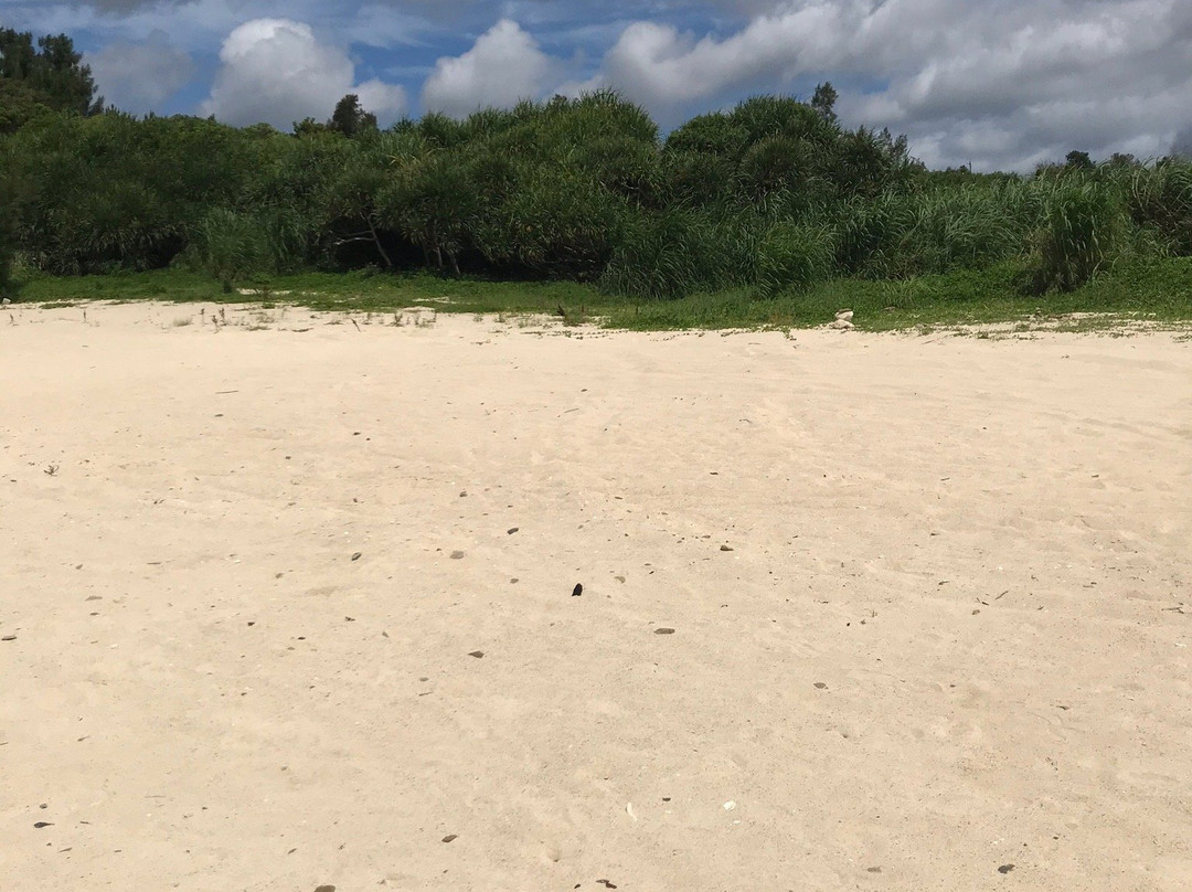 Sea Glass Beach-名护市必去景点