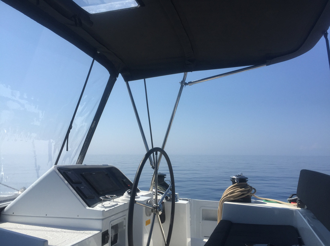 John Enzzo Experience Cruises-塞萨洛尼基必去景点
