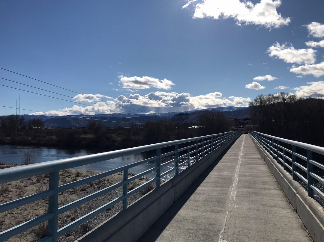 Apple Capital Loop Trail景点图片
