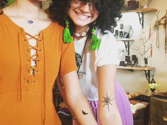 Henna Vida-吕康必去景点