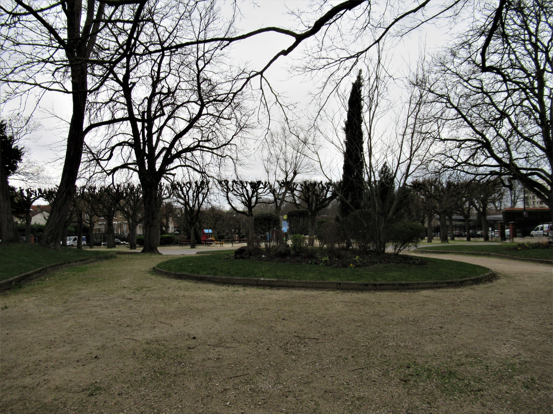 Square Maunoury-Le Raincy必去景点