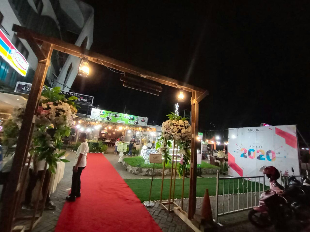 Arbor Biz Hotel主图