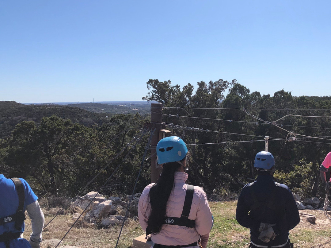 Helotes Hill Country Zip Lines景点图片