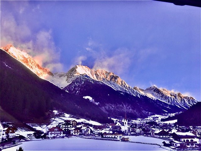 Hotel Vierbrunnenhof主图