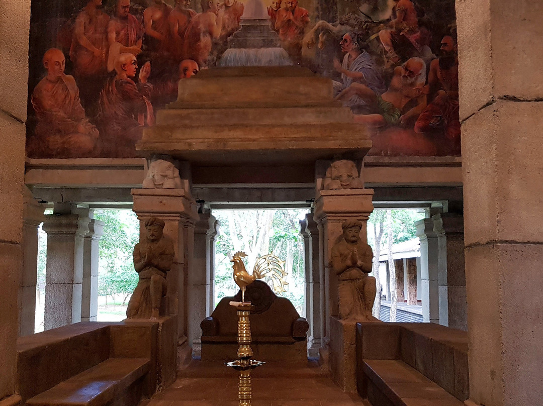 棕榈花园村酒店主图