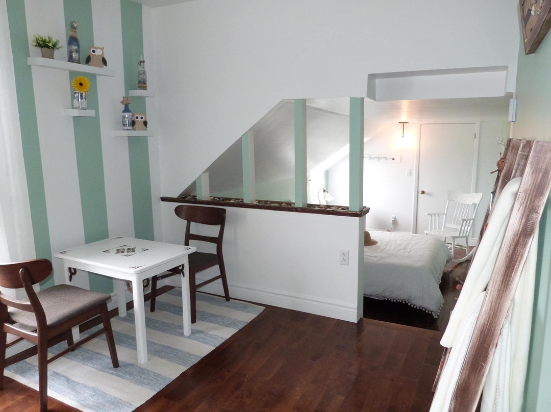 L'Exception - Auberge Cafe Resto主图