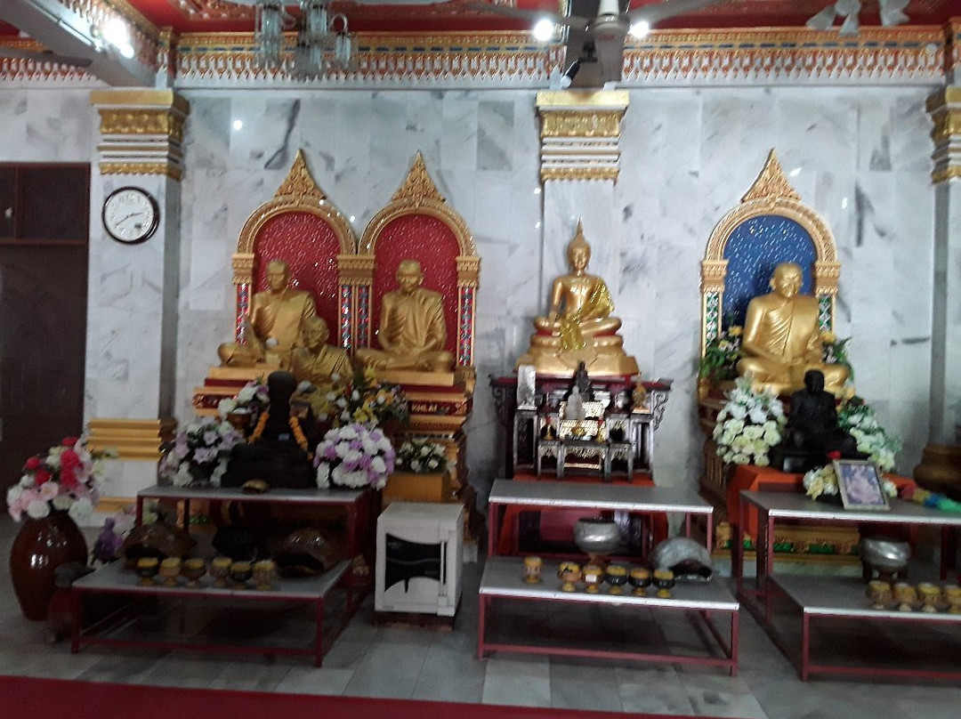 Wat Machimmaram Sitting Buddha景点图片