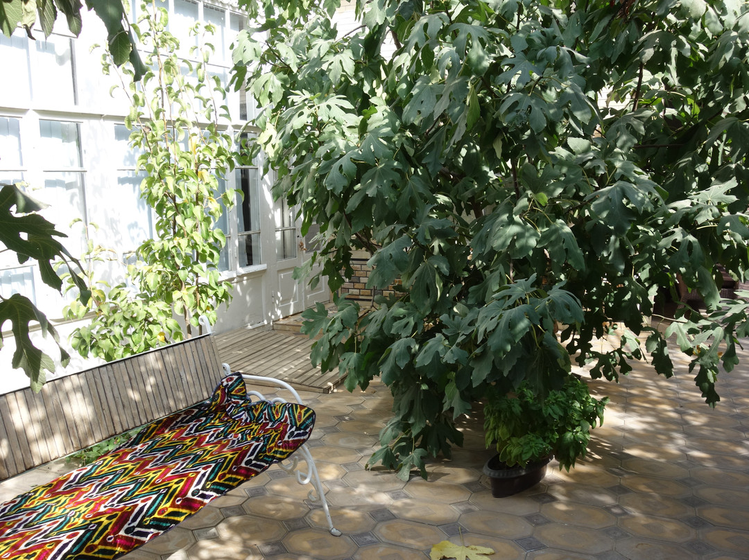 拉尔加马克主图