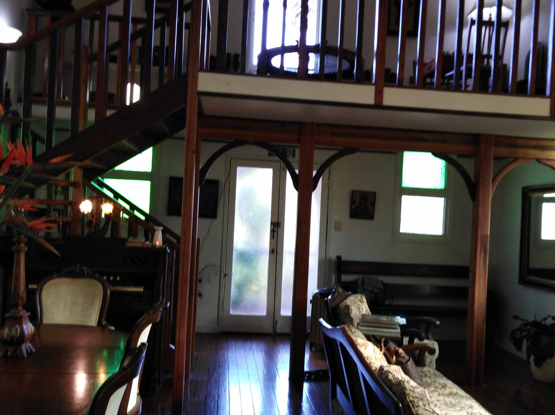 Old Saint Johns Church on Beechmont主图