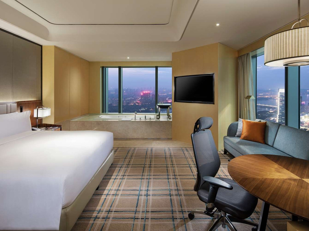 福州三迪希尔顿酒店主图