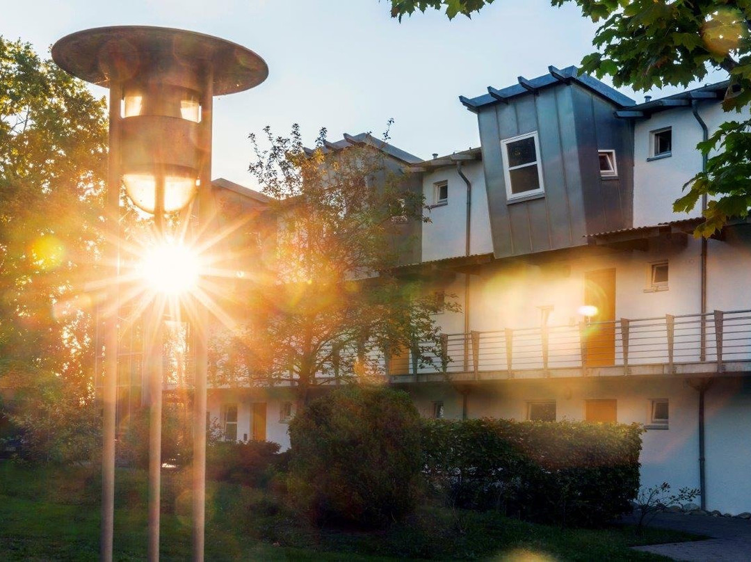 Westside Living主图