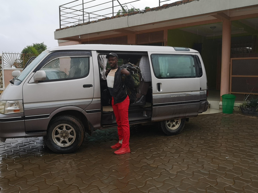 DARIUS TOURS-坎帕拉必去景点