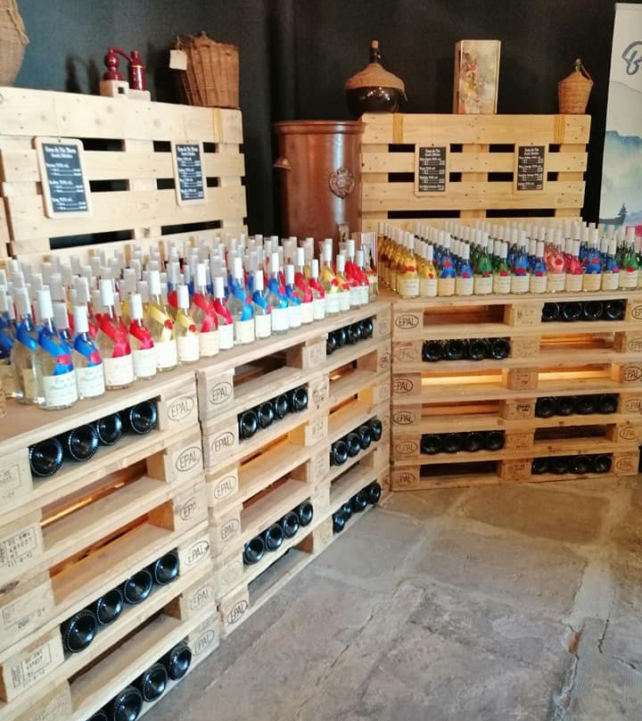 Distillerie Artisanale Emile Coulin-Fougerolles必去景点