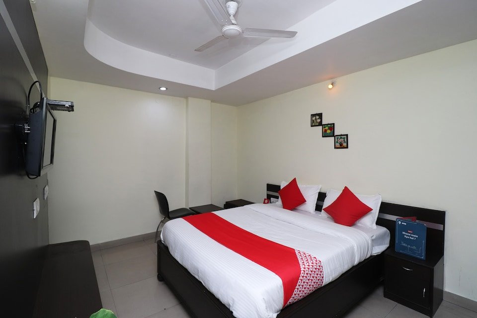 OYO 30715 Shakti Palace主图