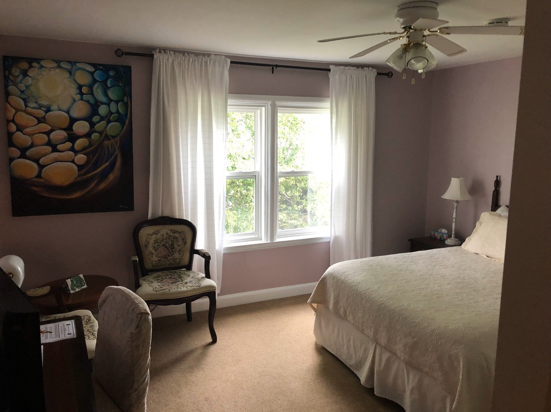 Lakeview Manor B&B主图