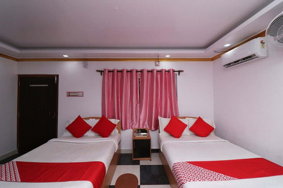 Shantiniketan Guest House主图