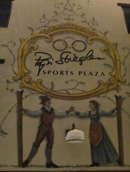 Pepi Stiegler's Sports-提顿村必去景点