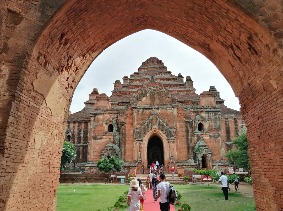 Mandalay Private Car with Driver-曼德勒必去景点