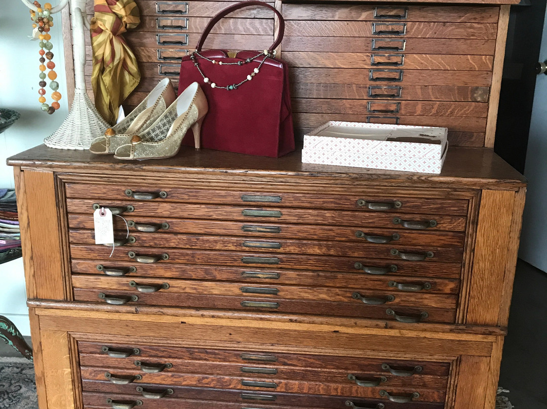 The Shoppes at 510-Dupo必去景点