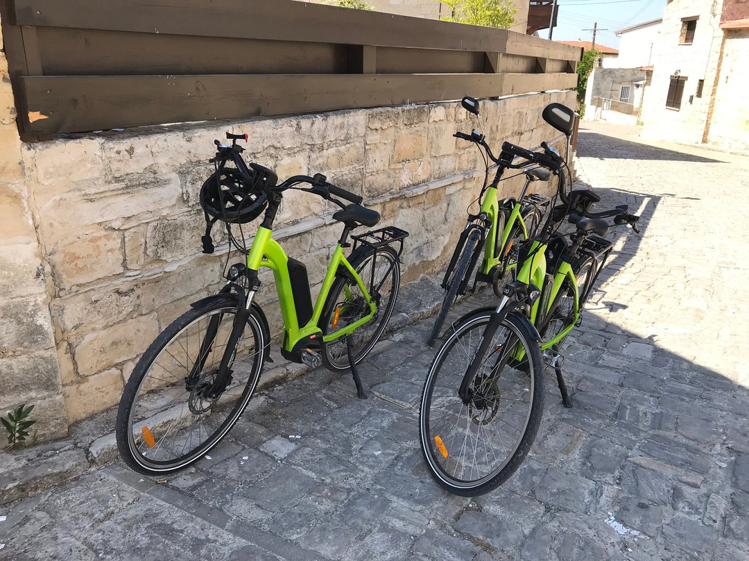 e-asyGo.com - E-Bikes for rent-皮索里必去景点