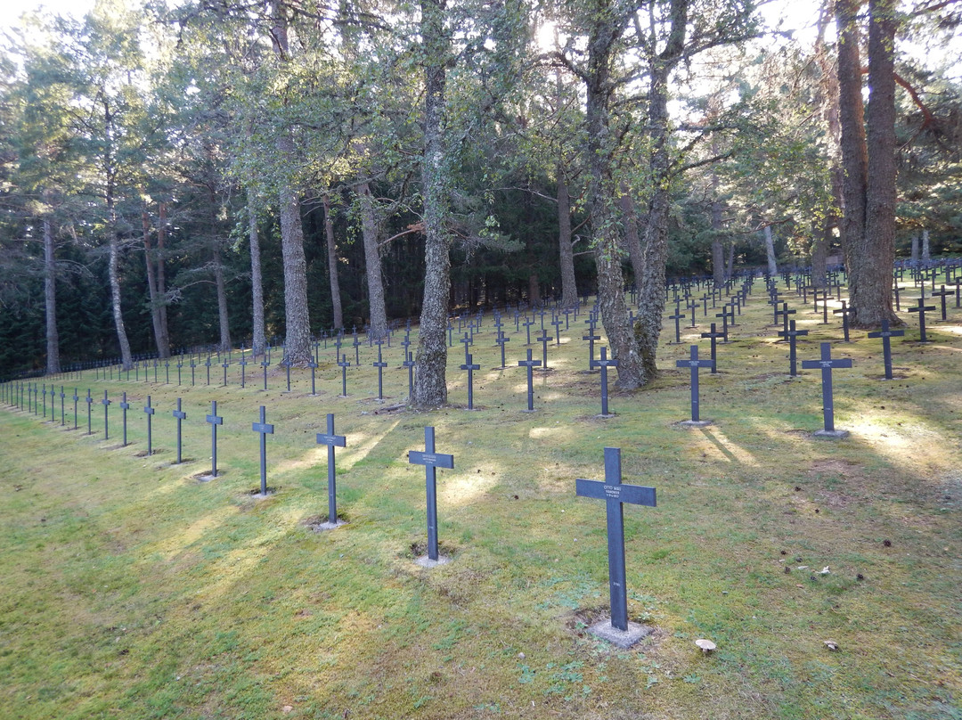 German War Cemetery Hohrod景点图片
