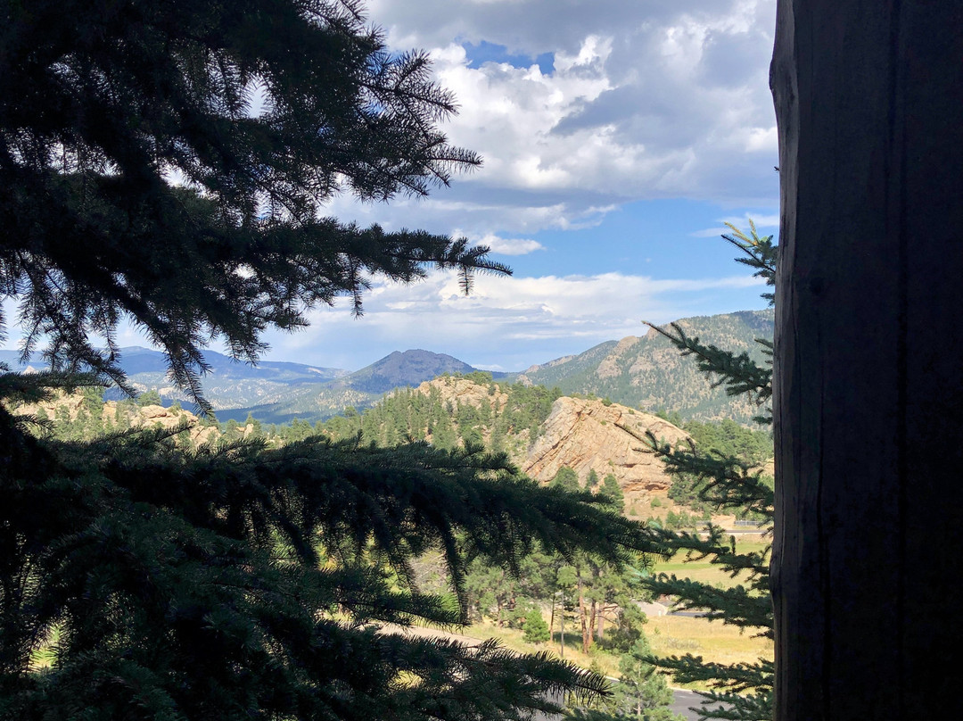 Taharaa Mountain Lodge主图