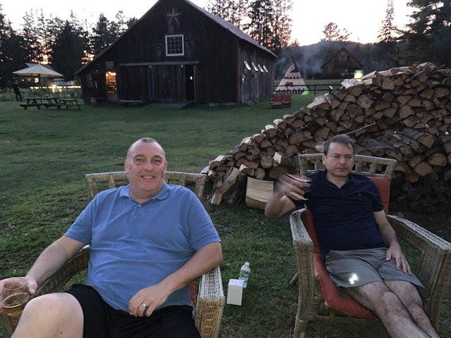 The Lodge At Harrisburg Lake主图