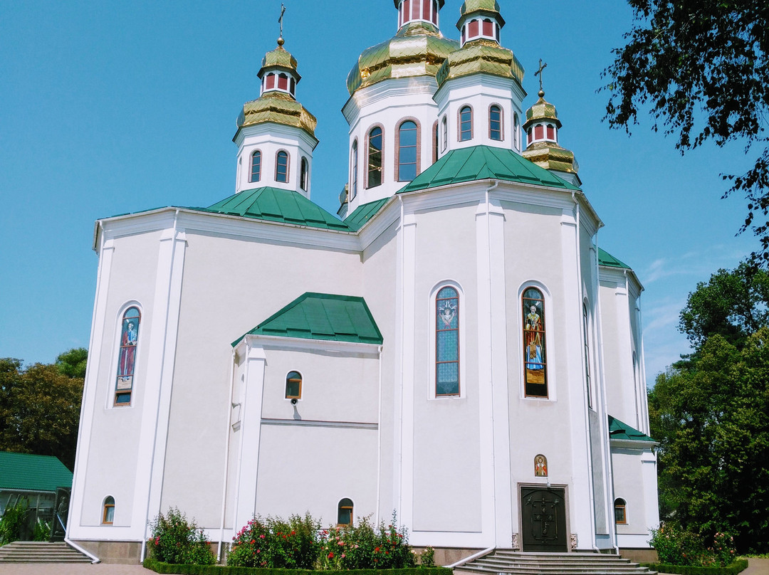 Cathedral of the Holy Apostles Peter and Paul-Brovary必去景点