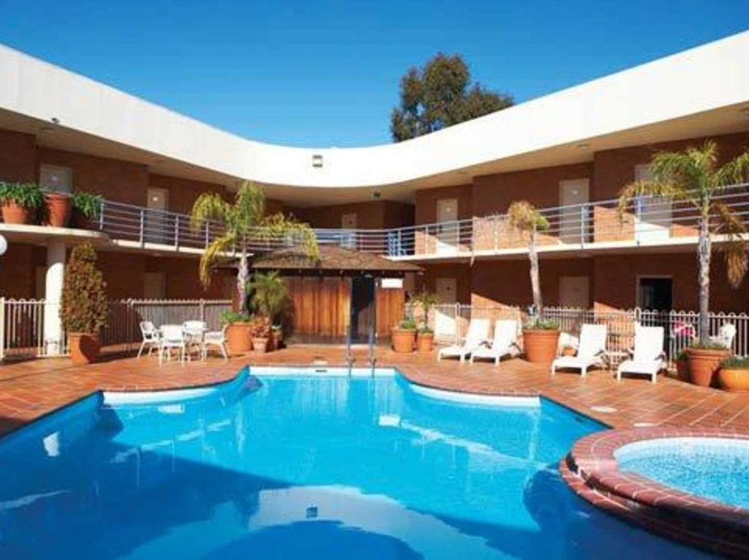 旺加拉塔魁利提酒店主图