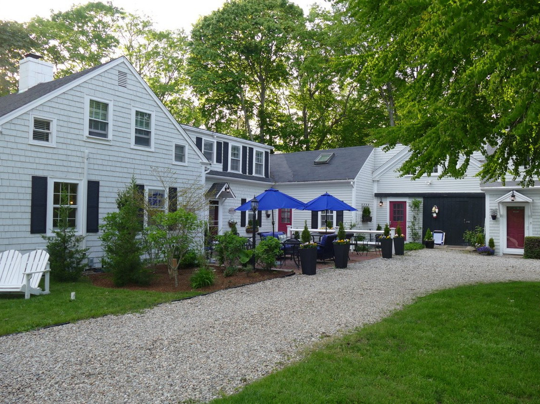 The Parsonage Inn主图