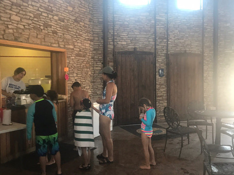 Love Municipal Pool-圣安吉洛必去景点