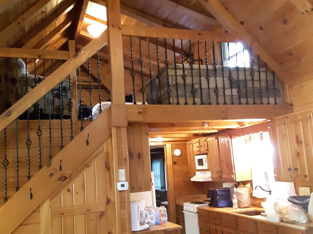 Pine Cove Lodging - Amish Country Lodging主图