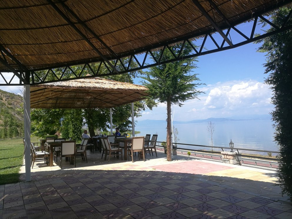 Lake Park Hotel Resort主图
