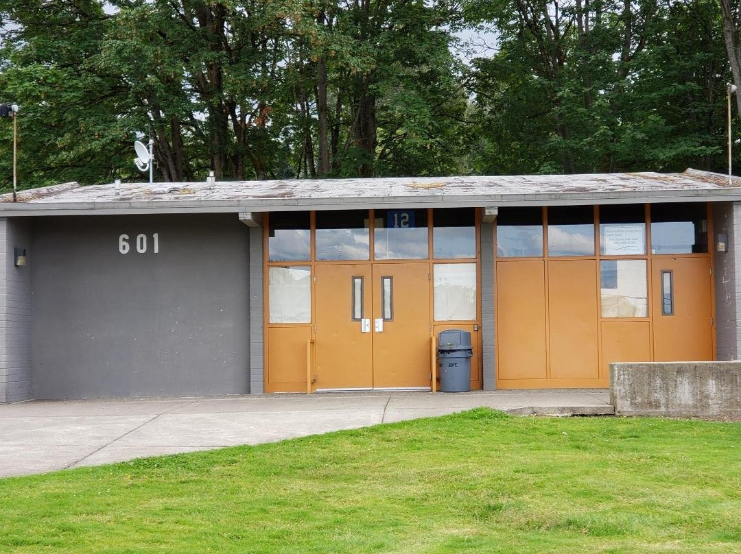 Thomas Teasdale Park-伦顿必去景点