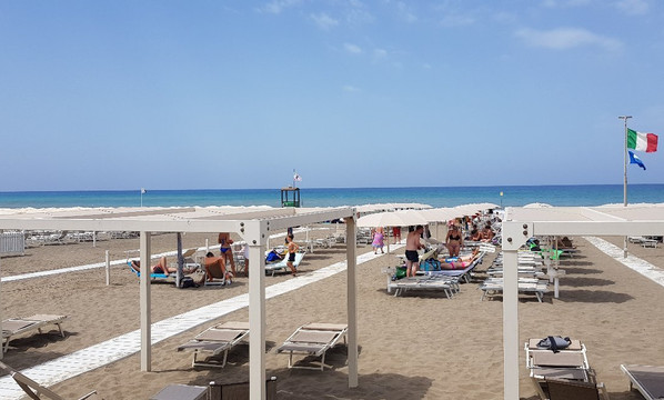 Bagno Ondablu-Marina di Castagneto Carducci必去景点