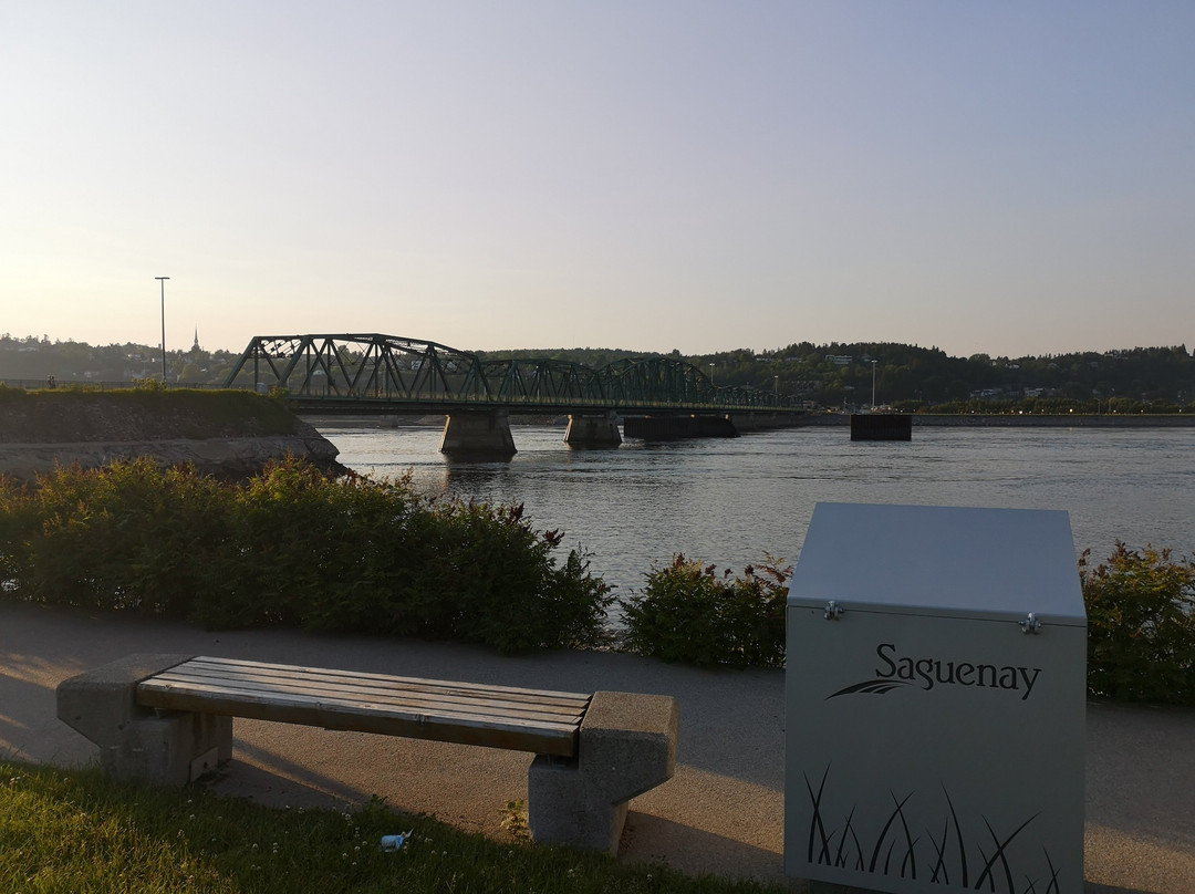 Pont de Sainte-Anne景点图片